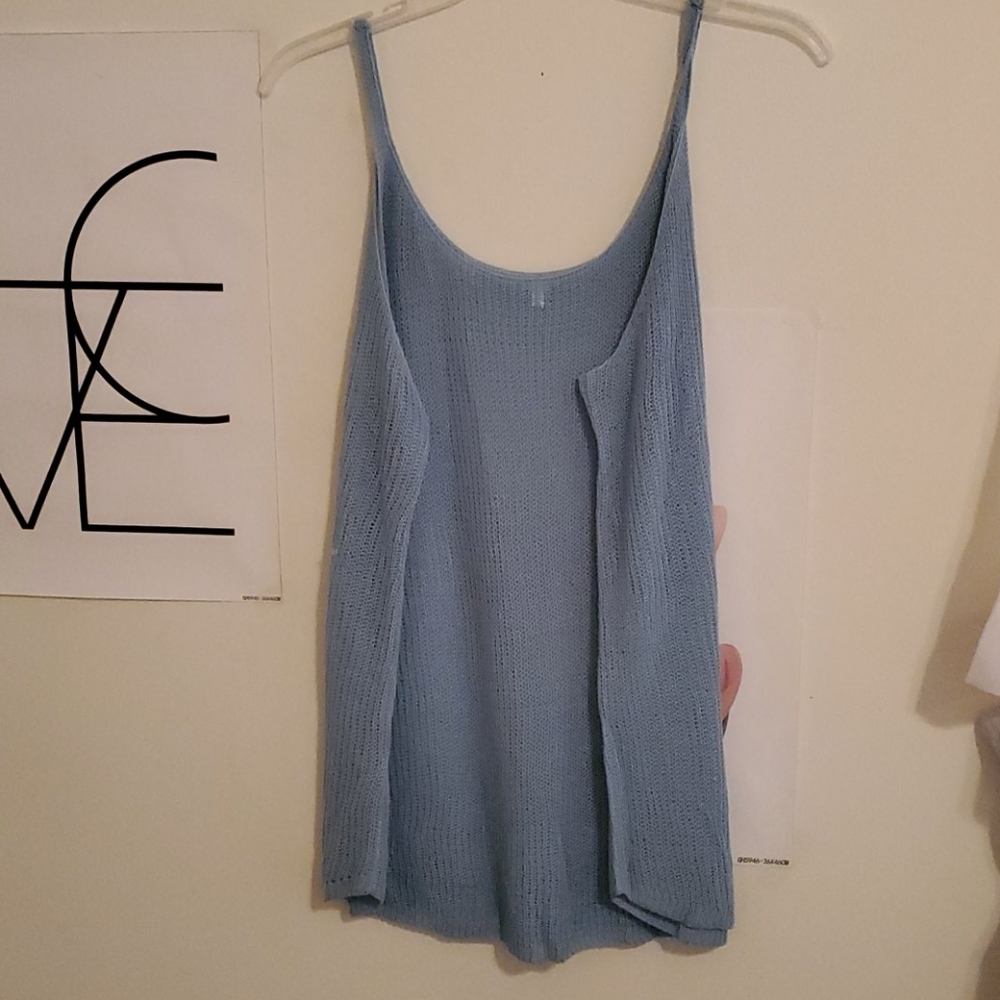 Top - Picture 2 of 3